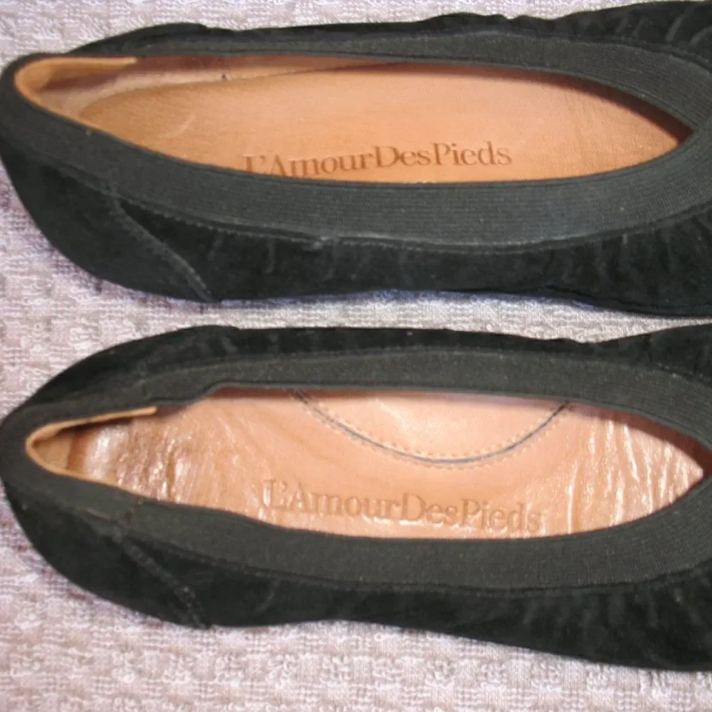 L'Amour Des Pieds Flats